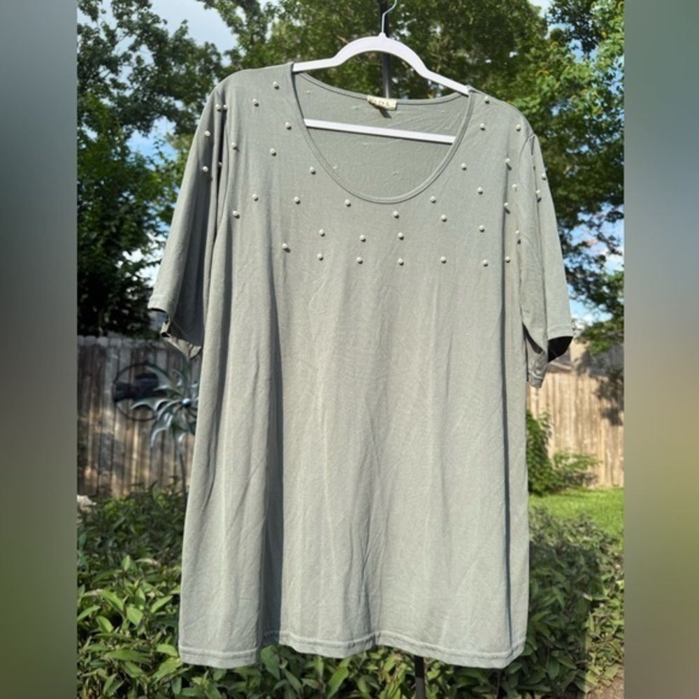 ▶️ POL ◀️ Short Sleeve Pearl Embellished Top